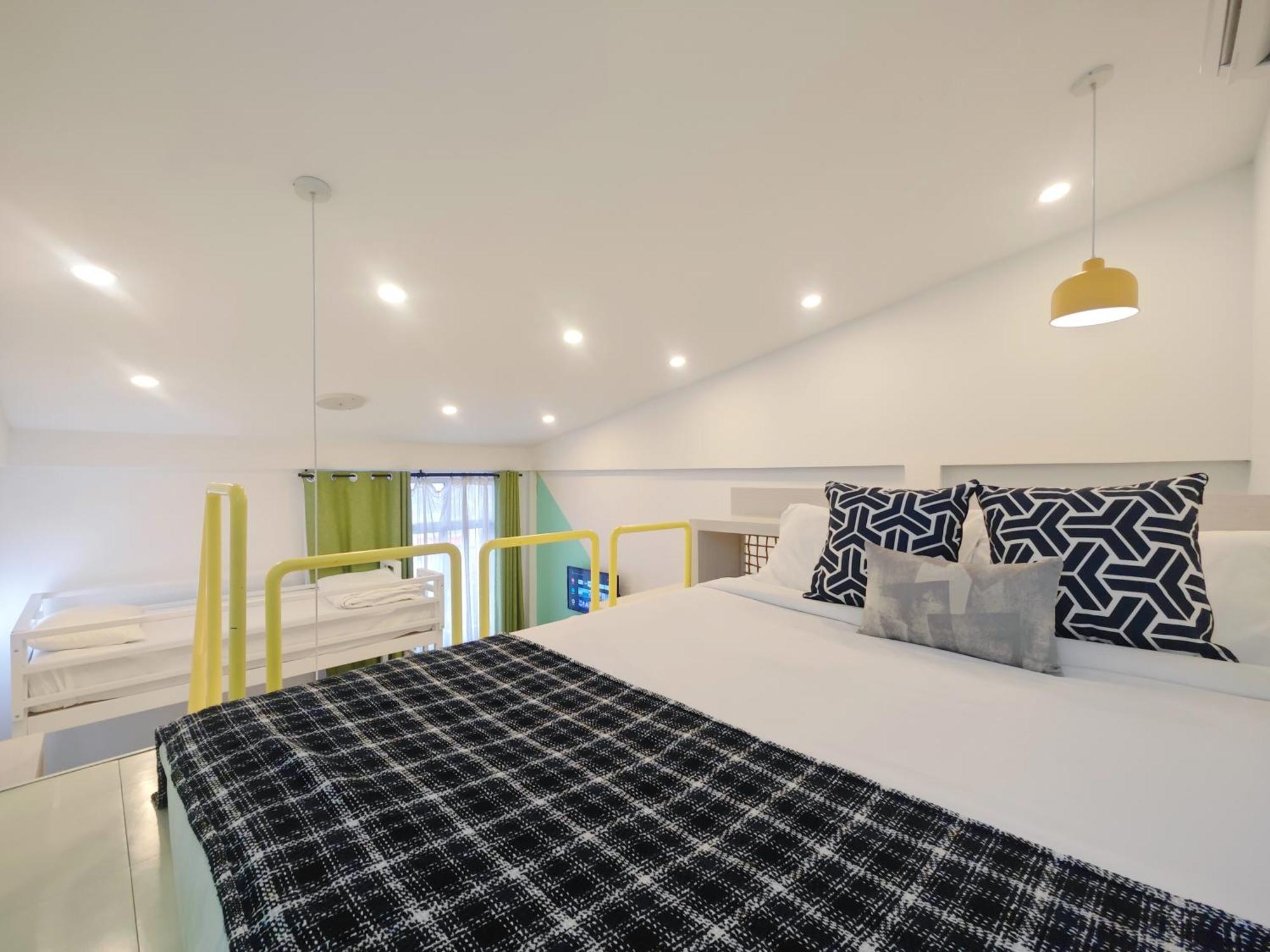 Ostay Asoke Bangkok Makkasan Exterior photo