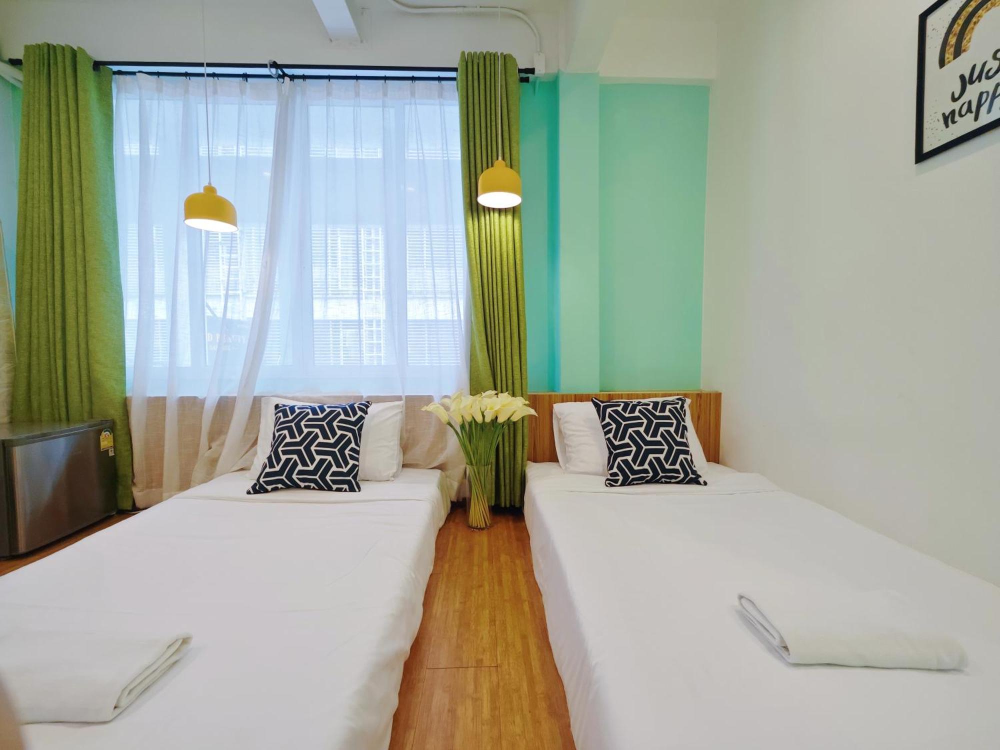 Ostay Asoke Bangkok Makkasan Exterior photo