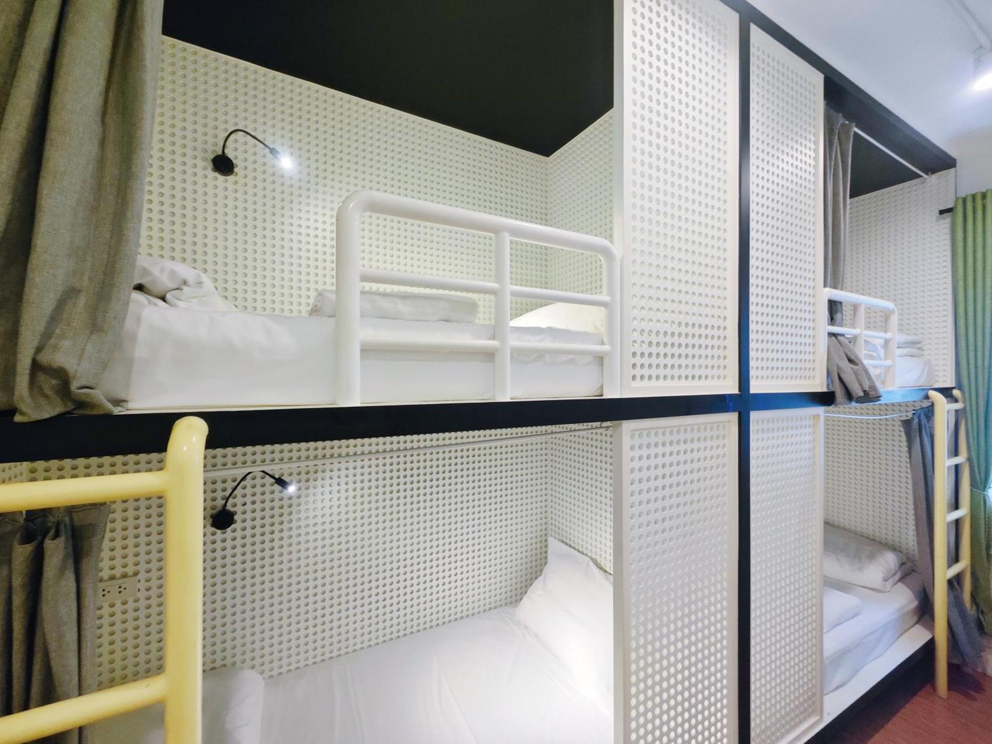 Ostay Asoke Bangkok Makkasan Exterior photo